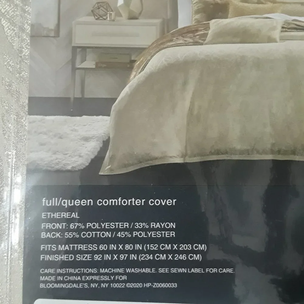 Hudson Park Ethereal Complete Queen Bedding Set 7 items.